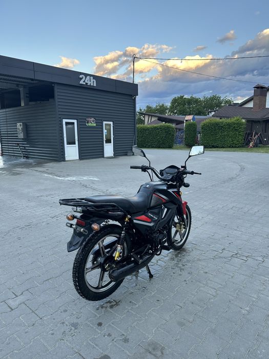 Спарк 125 кубів.