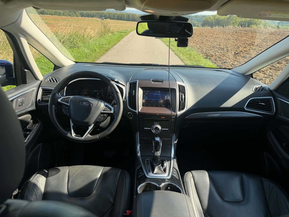 Ford S-MAX MK2 2017r