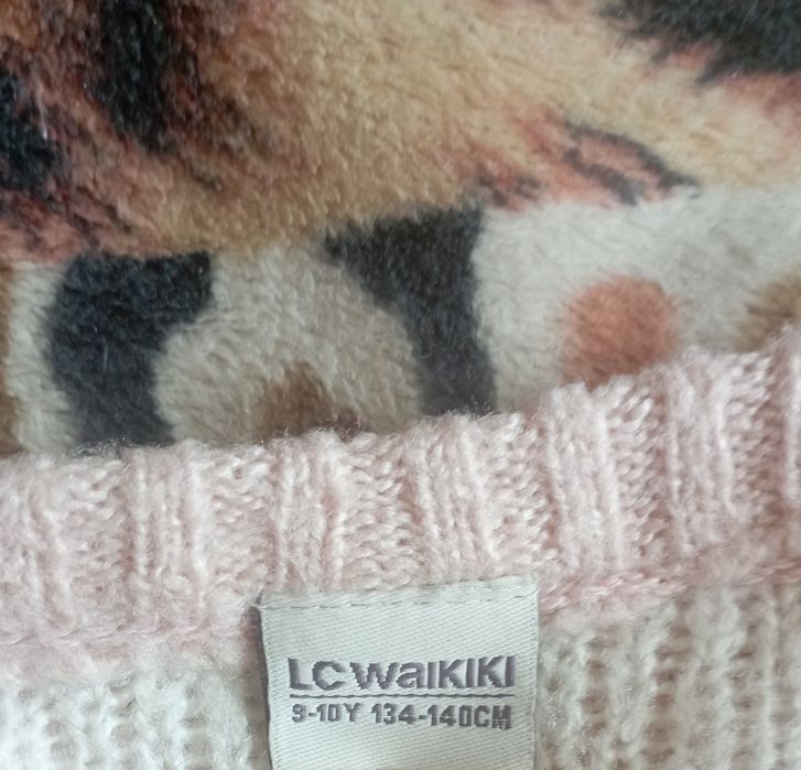 Продам кофту для девочки