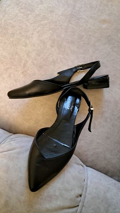 Шкіряні туфлі слінгбеки TOTO shoes 38 р.з  гострим носком