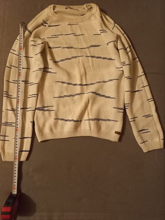 Белая кофта, весна