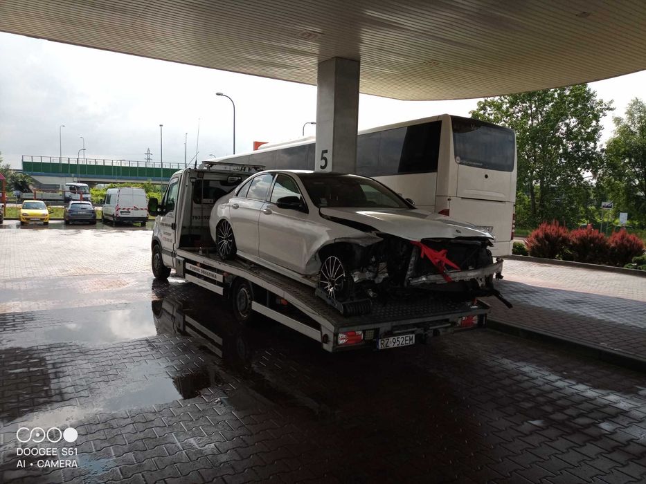 pomoc drogowa 24/7 laweta cały kraj