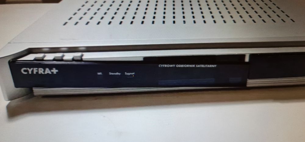 Dekoder Satelitarny Cyfra + Strong 6860