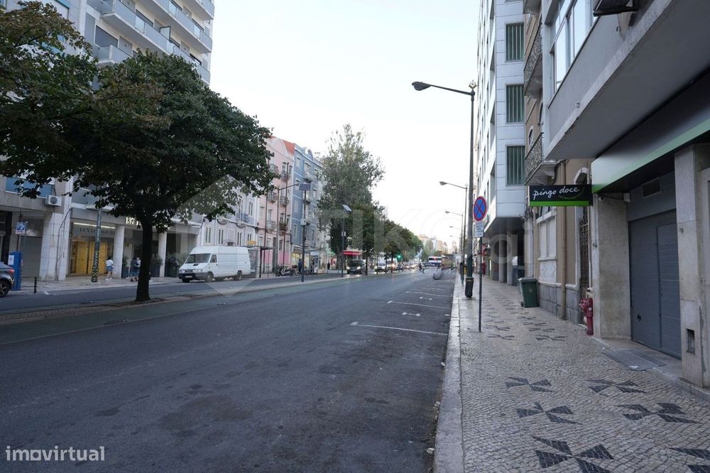 T1 Remodelado E Mobilado Na Avenida Almirante Reis | Pingo Doce No Pré