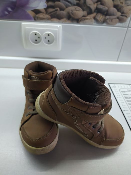 Детские ботиночки 27 размер