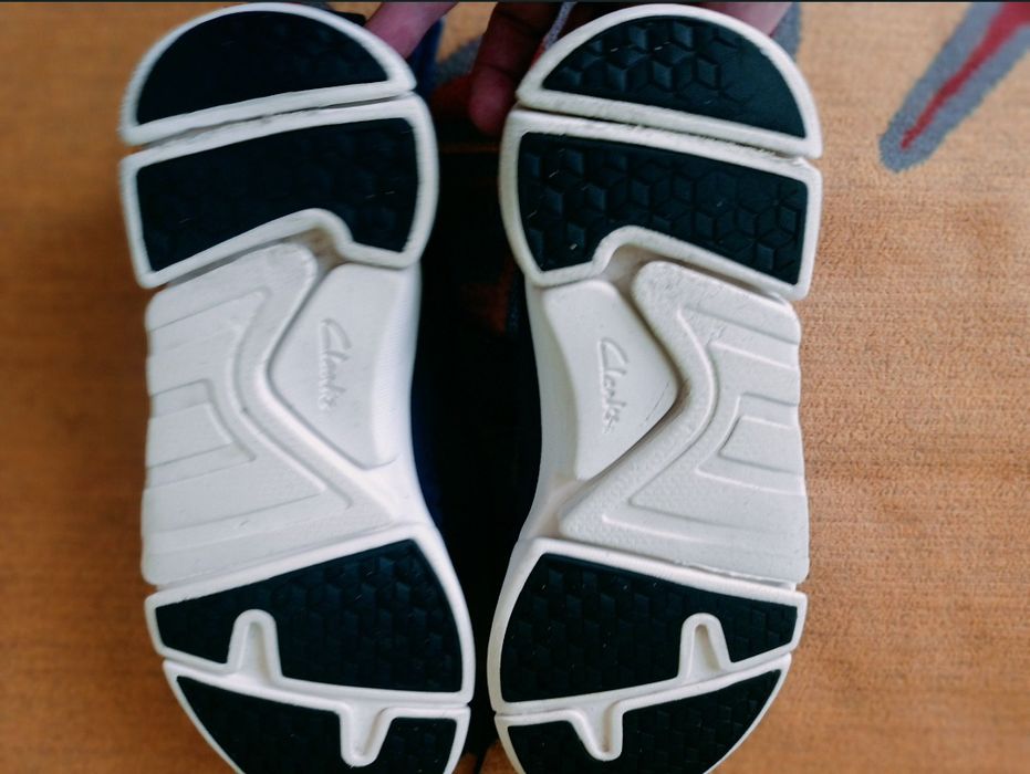 Buty Clarks Triactive Run. Rozmiar 42 ,wkładka 27,5 cm.