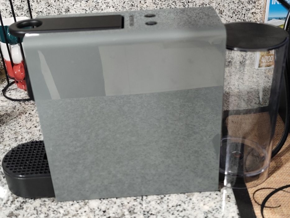 Nespresso mini essenza