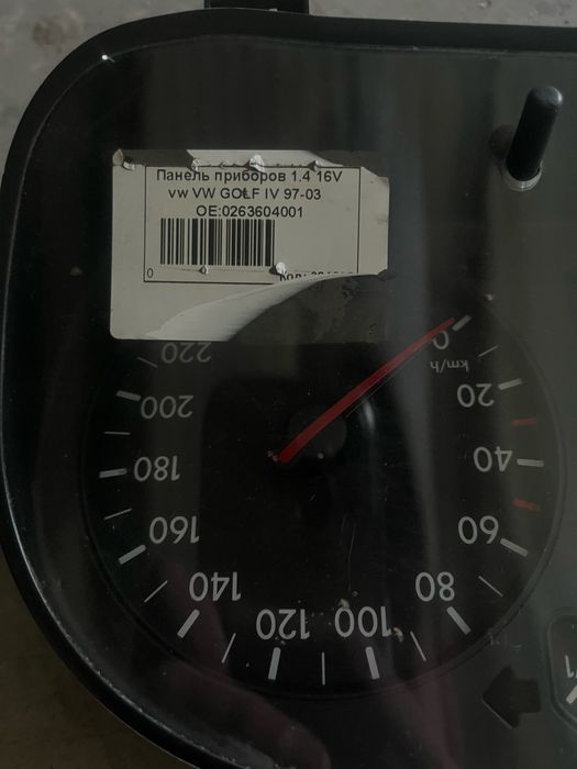 Приборна панель VW GOLF 4