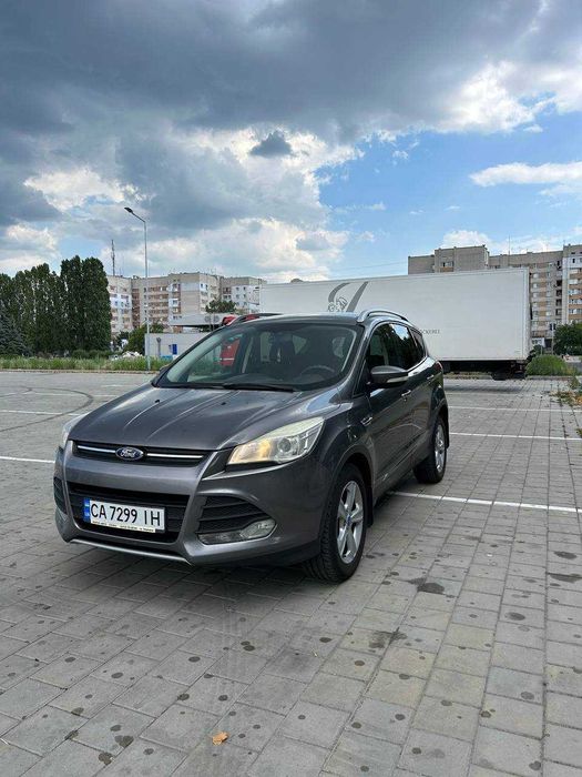 Продам Ford Kuga