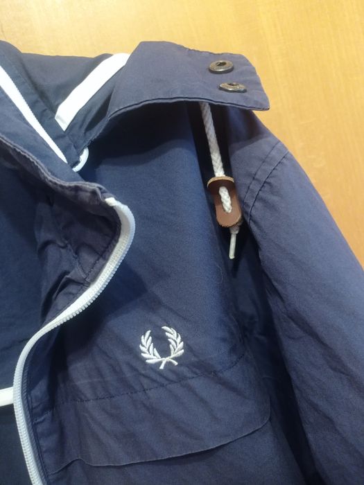 Светр та куртка Fred Perry