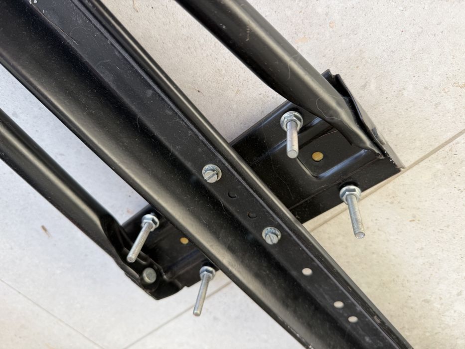 Suporte de bicicleta para carro a estrear