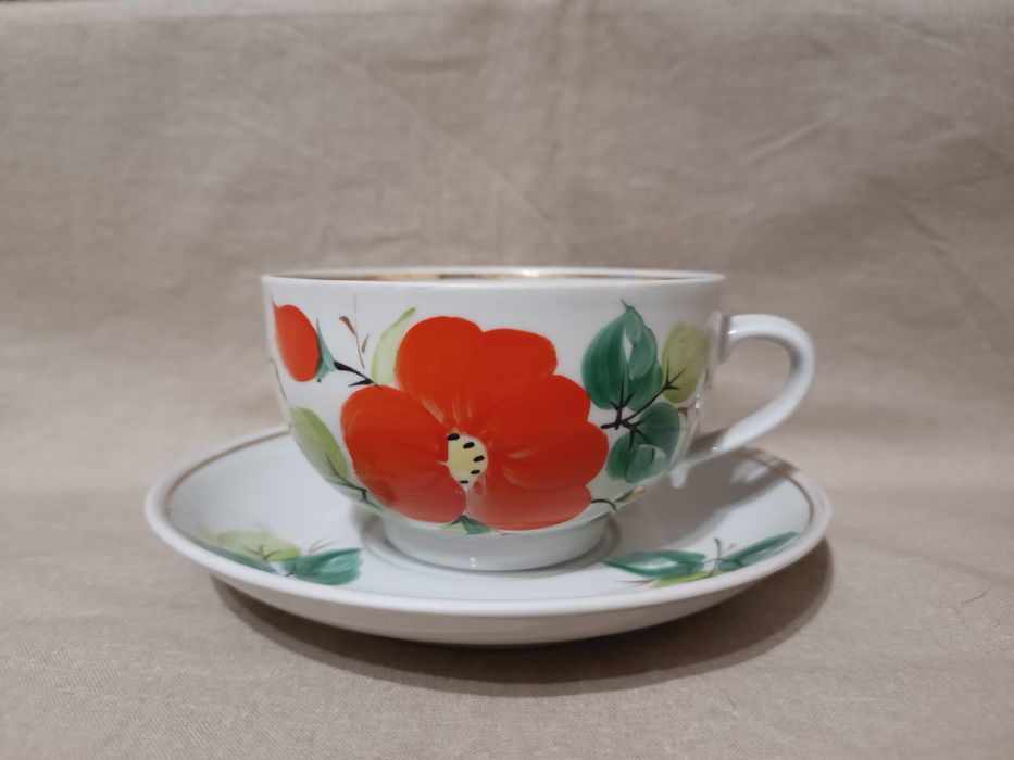 Чайный сервиз фарфоровый