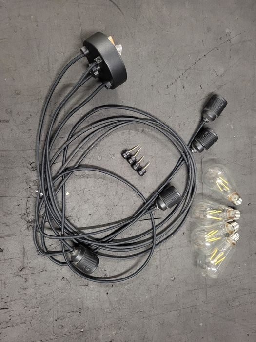 Lampa typu pająķ czarna