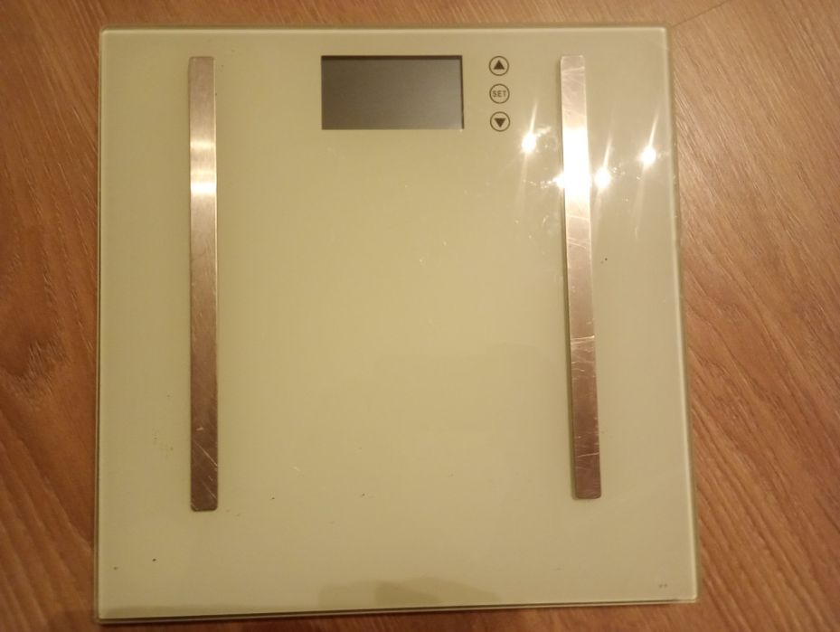 Waga łazienkowa Avon F33710