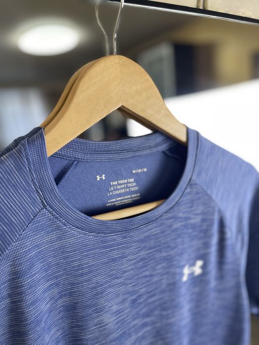 Спортивна футболка Under Armour Tech Tee: комфорт та вологовідведення