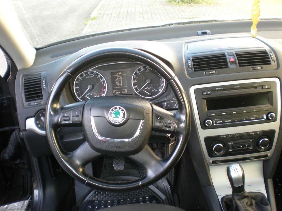 Vendo skoda 1.6 tdi nacional