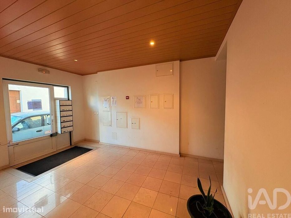 Apartamento T2 em Almeirim de 163,00 m2