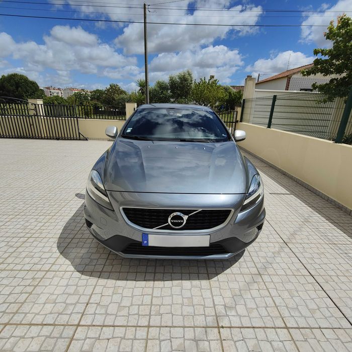 Volvo V40 Rdesign 2019
