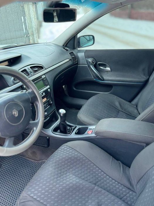 Renault Laguna 2006 2.0 бензин