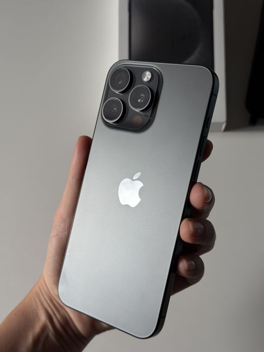 Iphone 15 pro max 1 Tb Black Titanium e-sim