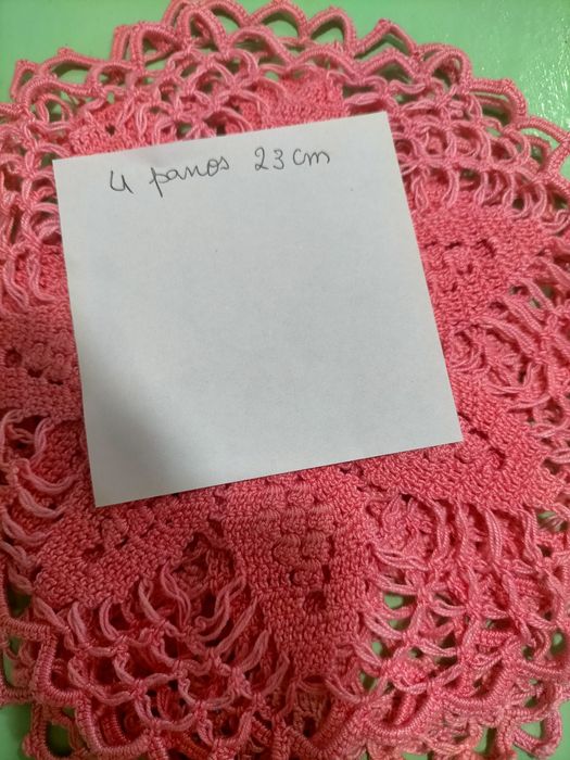 Panos de crochê feitos à mão