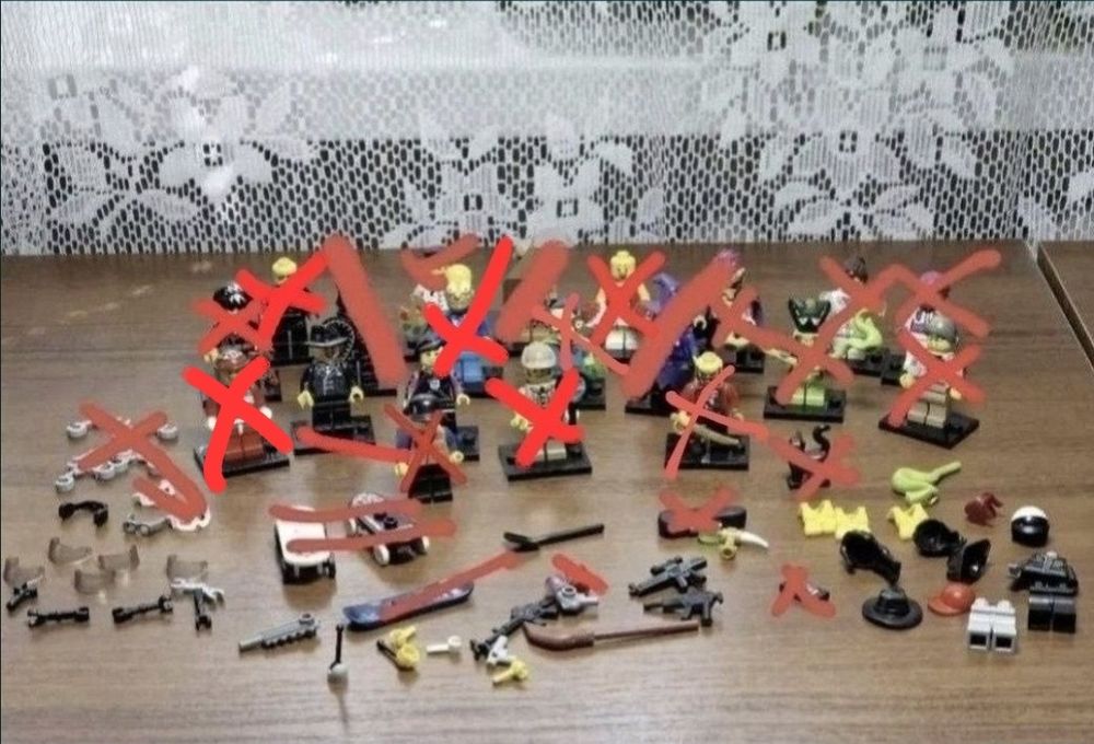 Минифигурки Lego и запчасти