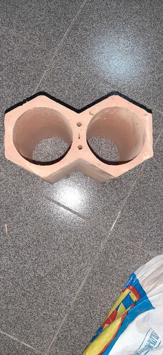 Garrafeira em cerâmica