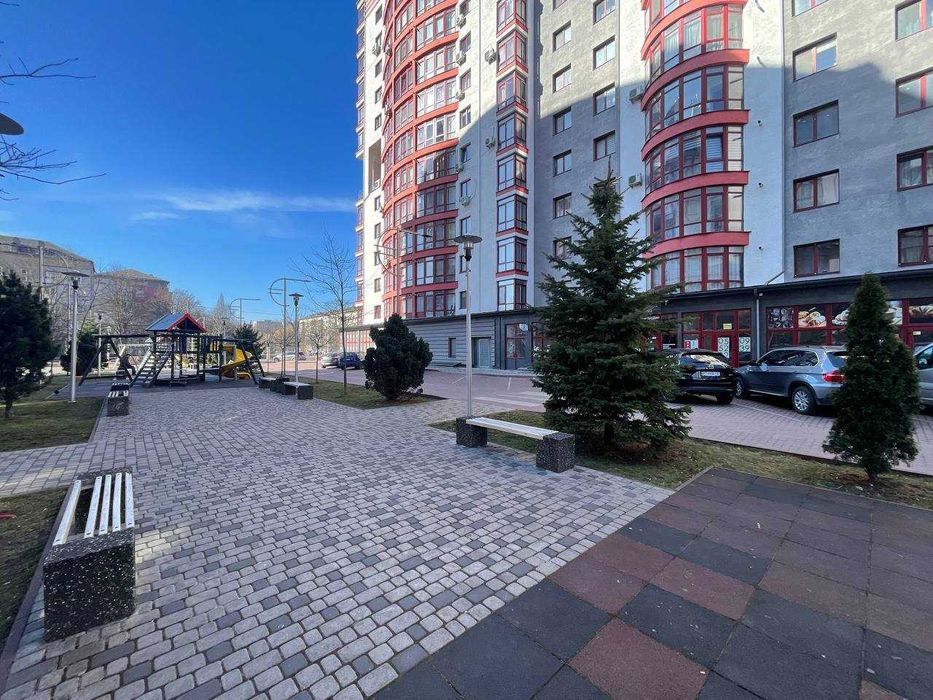 Продаж три кімнатної квартири біля ТЦ Velles Mall