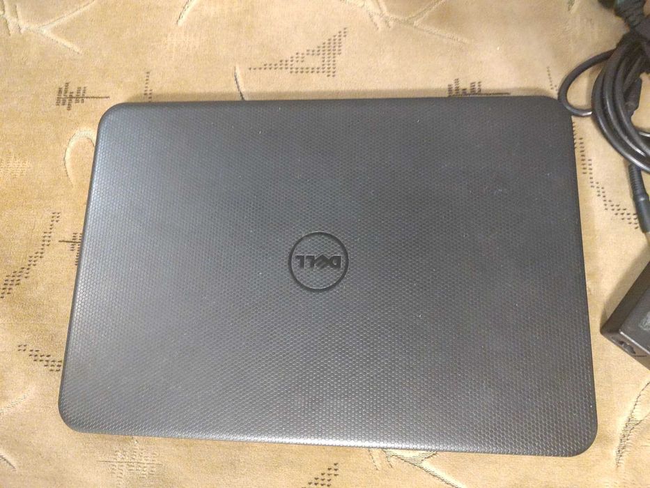Dell Inspiron 15-3531 – uszkodzony, na części + zasilacz