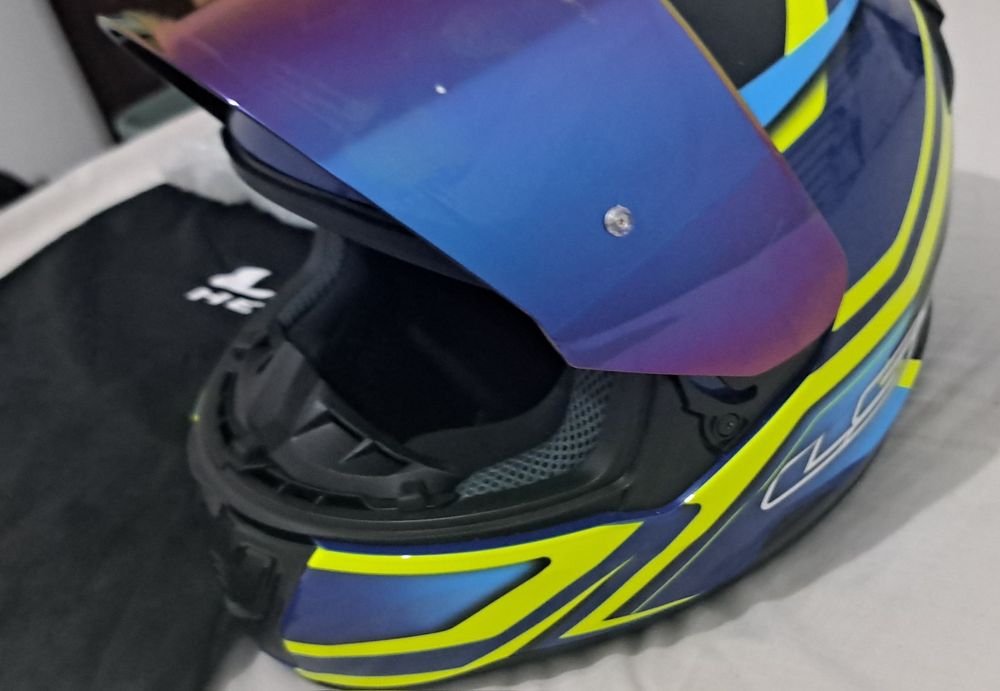 Capacete LS2 XL com pinlock
