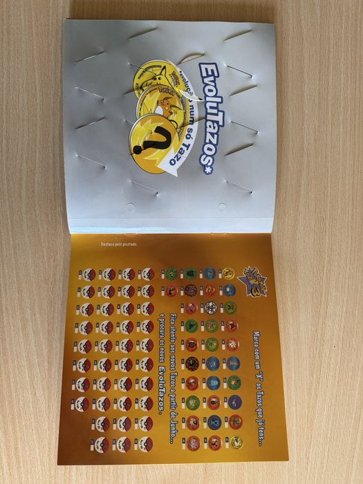Caderneta Pokemon Tazos 3 + 32 Tazos (Matutano)