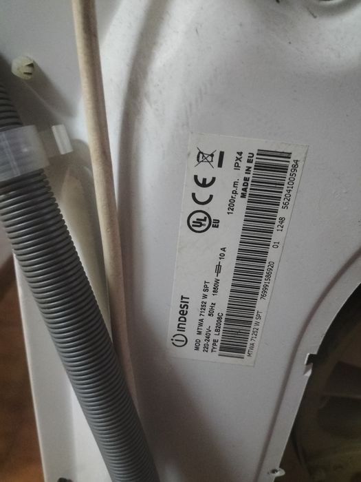 máquina de lavar roupa usada