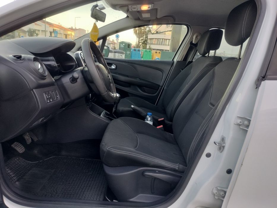 Renault Clio Impecável