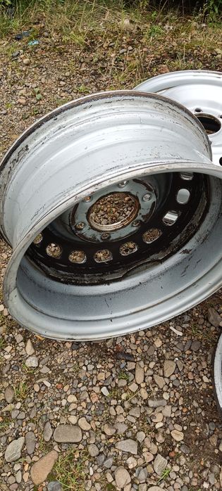 Диски Hyundai  Н-1 R16  6*139.7  6.5J Dia.92.5мм Е-56  2 шт