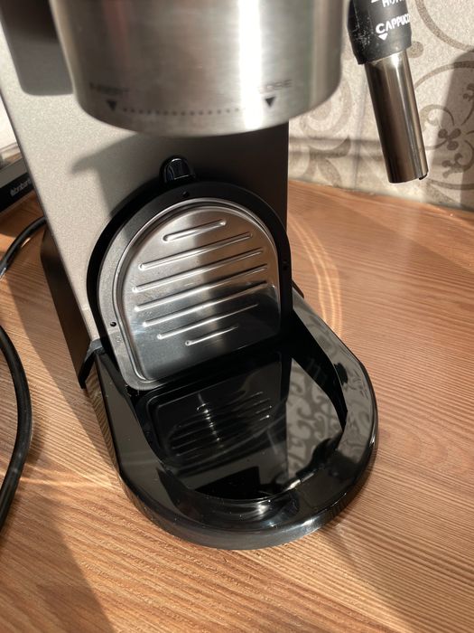 Nowy kolbowy ekspres