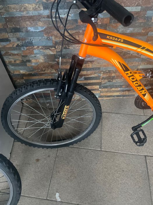 Vendo bicicleta roda 24 e roda 26