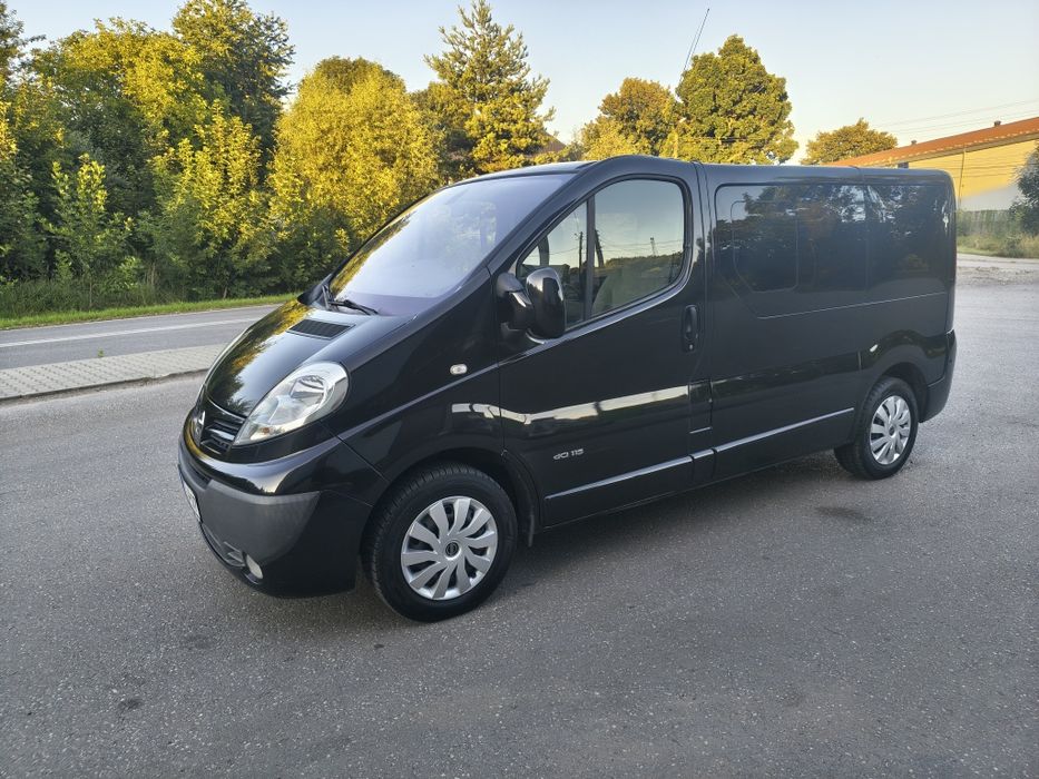 Nissan primastar ( nie Trafic Vivaro) 8 /9osobowy Passenger 2.0dci