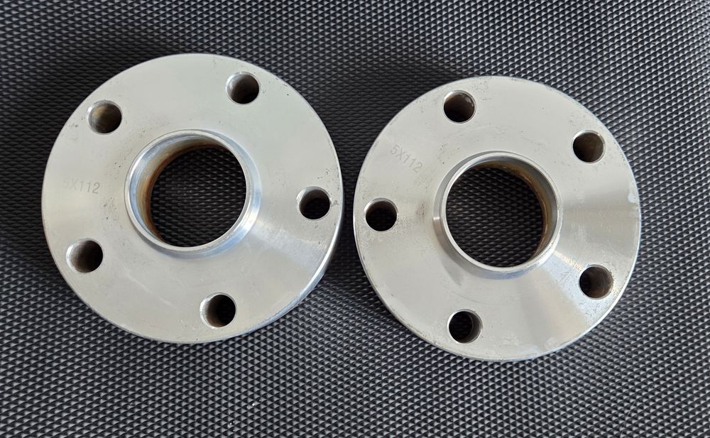DYSTANSE 30mm 5x112 VW Volkswagen Golf 7 / R 2 SZTUKI + ŚRUBY