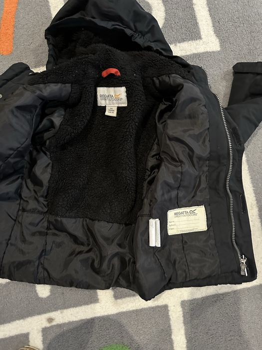 Демісезонна куртка 5-6 років