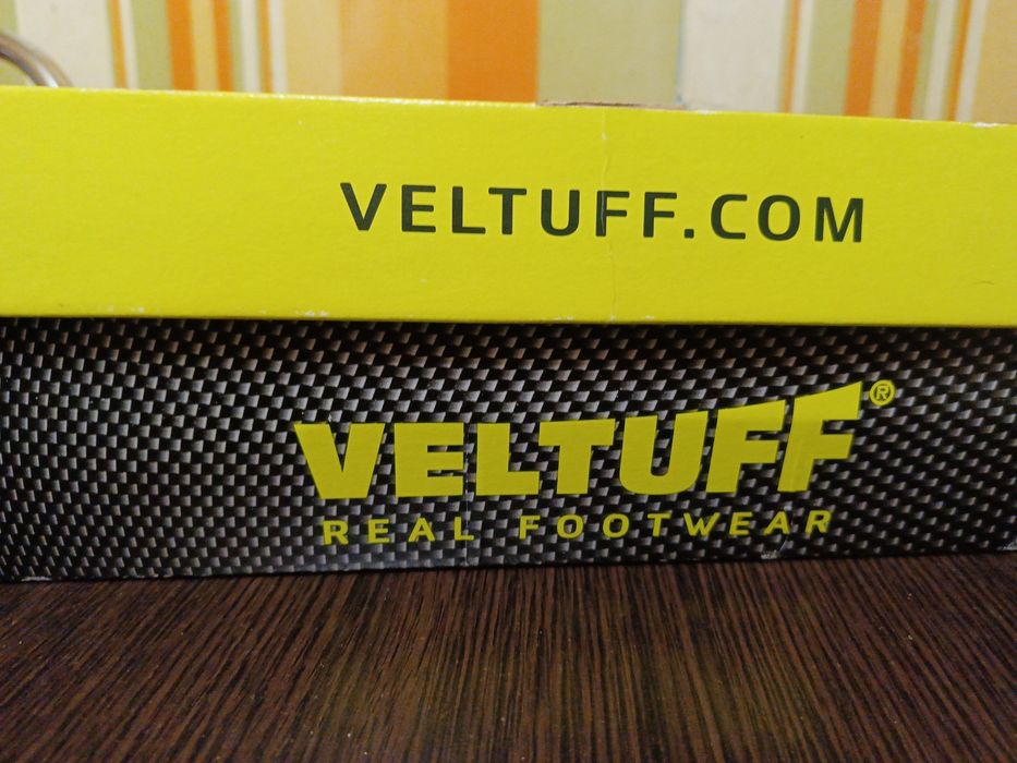 Продам захисні черевики VELTUFF