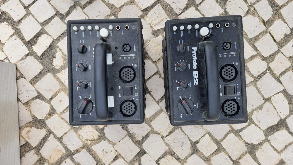 Profoto B2 Portable Studio Flash Kit x 2