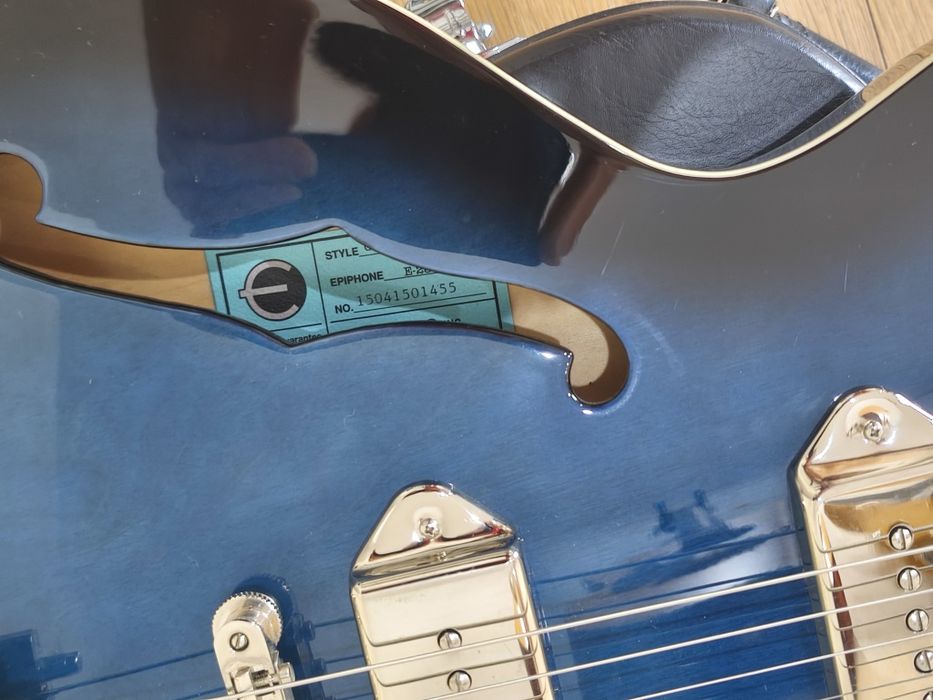 Epiphone Gary Clark Jr Blak & Blu Casino
