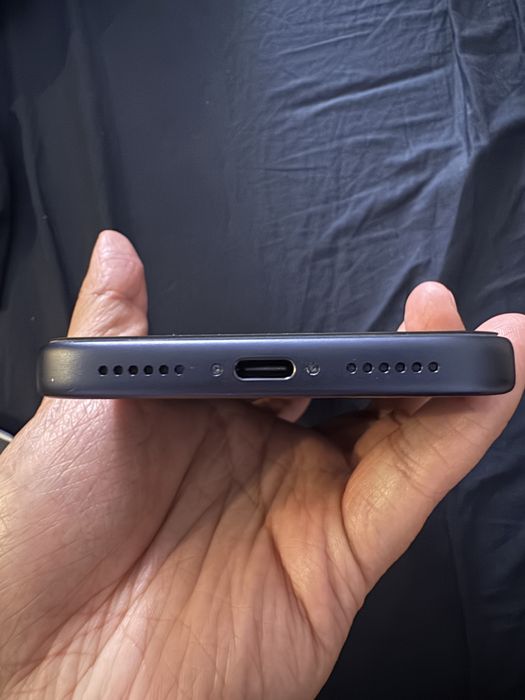 iPhone 17 Pro Max 2TB versão EUA, praticamente novo.