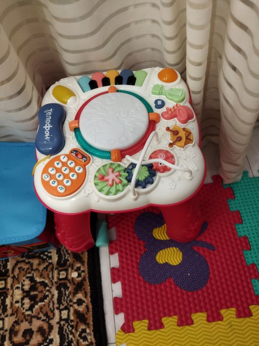 Дитячі розвиваючі іграшки