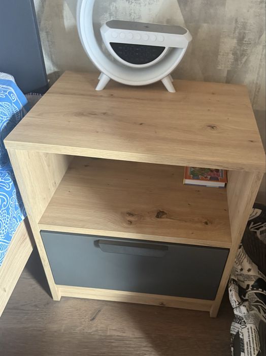 Приліжкова тумба бянко