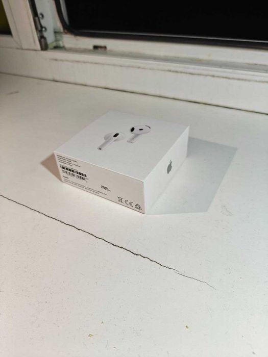 Навушники AirPods 4 ANC