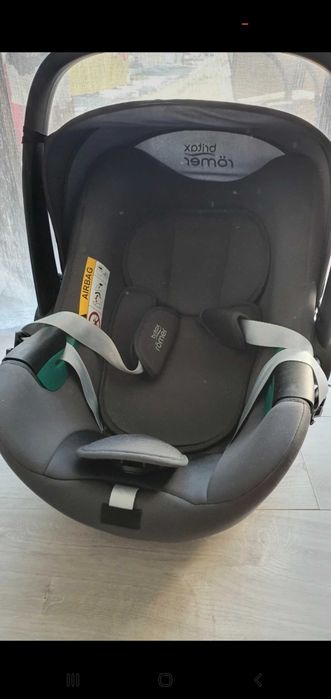 Fotelik samochodowy dla noworodka Britax römer do 13kg. 48-83cm