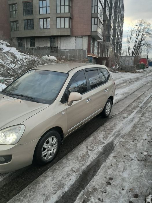 Kia.Carens ||| .