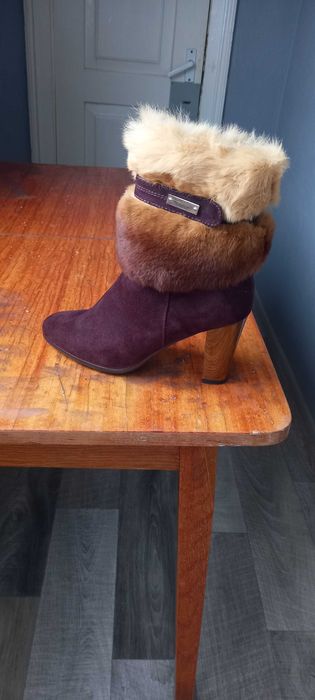 Зимові сапожки.Коричневі.Натуральна замша, натуральне хутро. Розмір 40