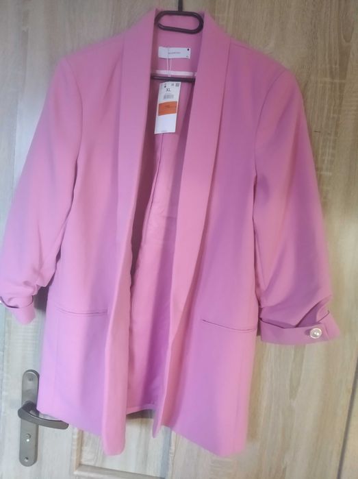 Nowa Różowa Marynarka Reserved